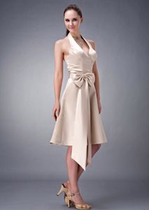 Sexy Halter Champagne Knee-length Quince Damas Dresses with Bowknot