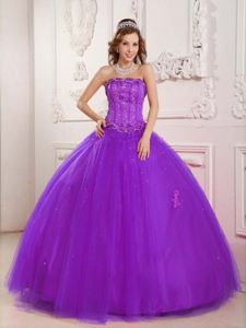 Elegant Strapless Lavender Full-length Quinceaneras Dress with Embroidery