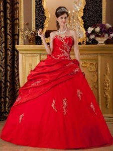 Stylish Red Sweetheart Floor-length Taffeta Quinceanera Dress with Appliques