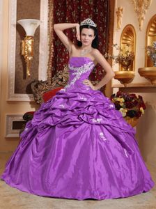 Lavender Strapless Floor-length Quince Dress with Pick-ups and Appliques