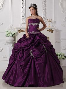 Strapless A-line Burgundy Dress for Quince with Pick-ups and Appliques