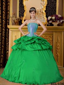 Classy Strapless Green Quinces Dresses with Appliques and Pick-ups in Taffeta