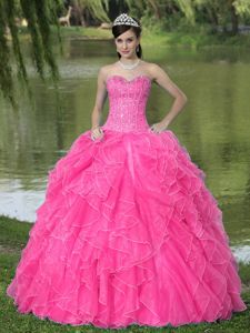 Hot Pink Beaded Sweetheart Full-length Quinces Dresses with Ruffle-layers