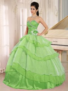 Spring Green Beaded Sweetheart Floor-length Quince Dresses with Layers