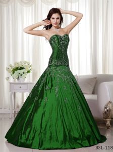 Dark Green Sweetheart Long Quinceanera Gowns with Embroidery in Flint
