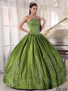 Olive Green Strapless Full-length Quince Dresses with Embroidery in Slidell