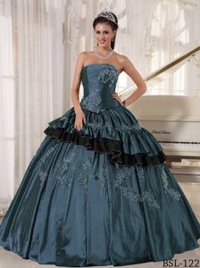 Elegant Dark Blue Strapless Long Quince Dresses with Appliques in Warren