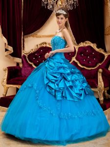 Pick Ups and Embroidery Quinces Dresses with Lace Edge in Summersville