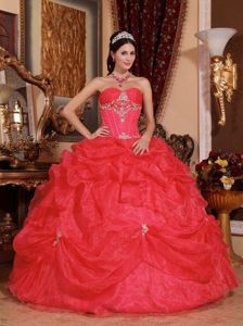 Appliques and Pick Ups Red Puffy Sweetheart Quince Dresses near Spokane