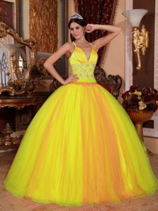 V-neck Floor-length Taffeta and Tulle Beaded Quinceanera Dress in Siquirres