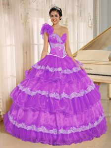 Single Shoulder Ruffles Layers Dress for Quince with Lace Edge in Fashion