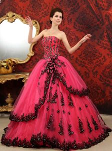 Coral Red Strapless Tulle Quinceanera Dress with Court Train in Soacha