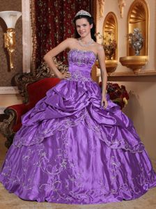 2013 Purple Ball Gown Strapless Floor-length Quinceanera Gowns in GB