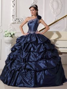Navy Blue One Shoulder Long Quince Dresses with Appliques and Pick-ups