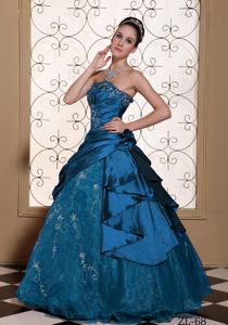 Modest Teal Strapless Long Quince Dresses with Embroidery and Flowers