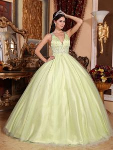 Yellow V-neck Tulle and Taffeta Quinceanera Dress with Beading in Portsmouth