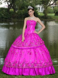 Modest Strapless Floor-length Quinceanera Dresses in Hot Pink with Beading