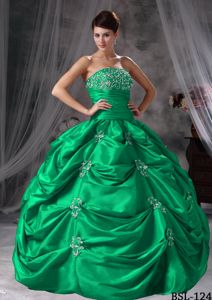 Green Strapless Floor-length Dress for Quinceanera with Beading in Truckee