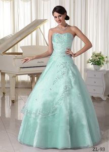 Pretty Light Blue Beaded Long Quinceanera Gown Dresses with Appliques