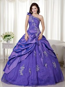 Purple One Shoulder Full-length Quince Dress with Pick-ups and Appliques