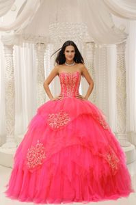 Hot Pink Sweetheart Sweet Sixteen Dresses with Embroidery and Appliques