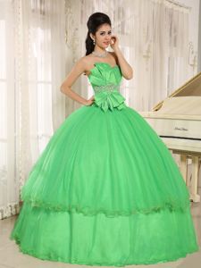 Green Strapless Sweet Sixteen Dresses with Beading and Bowknot in Albany