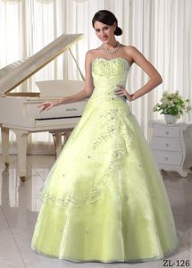 Yellow Green Organza A-line Floor-length Dresses for Quince in Broomfield