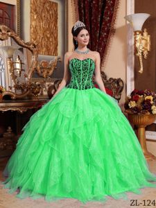 Low Price Spring Green Sweetheart Organza Embroidery and Beading Dress for Quince