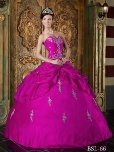 Discounted Sweetheart Appliques Fuchsia Quinceanera Gown Dress in Yakima VA