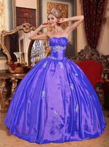 Strapless Floor-length Taffeta Appliqued Quinceanera Dress in Blue