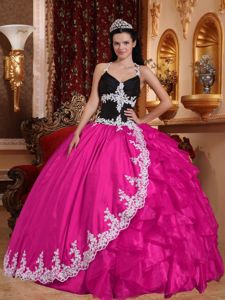 V-neck Floor-length Appliqued Quinceanera Dresses in Hot Pink in Chantilly