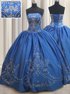 Edgy Royal Blue Ball Gowns Beading and Embroidery Quinceanera Gown Lace Up Satin Sleeveless Floor Length
