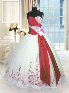 Fancy White And Red Sleeveless Organza Lace Up 15 Quinceanera Dress for Military Ball and Sweet 16 and Quinceanera