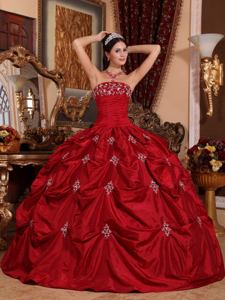 Ball Gown Strapless Appliques Quinceanera Dress in Wine Red in Bethesda