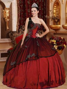 Burgundy One Shoulder Appliques Quinceanera Dress with Beading