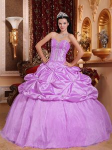 Lilac Ball Gown Sweetheart Taffeta Beading Quinceanera Dress in Traverse City