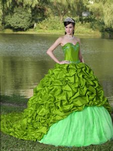 Luxurious Green Lace-up Brush Quince Dress with Pick-ups and Appliques