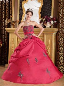Strapless Red Long Dresses For Quinceanera with Embroidery and Flowers
