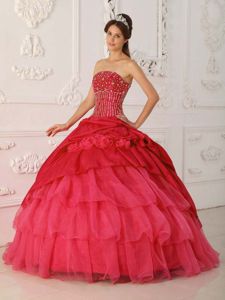 Tiered Red Beading Strapless Dresses for Quinceanera in Los Guayos
