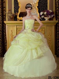 Light Yellow Strapless Floor-length Appliques Quinceanera Dress