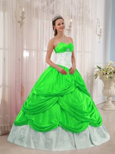 Lime Green and White Sweetheart Quinceanera Dress with Pick-up