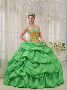 Green Ball Gown Sweetheart Beading Pick-ups Quinceanera Dress