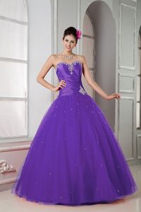 Floor-length Purple Beading Sweetheart Dress for Quince in Chisec