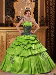 Yellow Green Spaghetti Straps Quinceanera Dress with Black Appliques