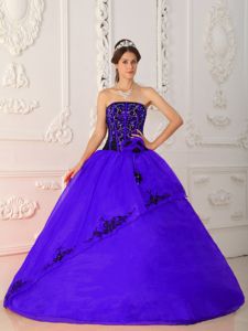 Busselton WA Boning Details for Quinceanera Dress in Purple and Black
