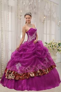 Fuchsia Sweetheart Organza and Leopard Appliques Quince Dress