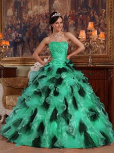 Green and Black Quinceanera Gown Dresses with Tucks and Appliques