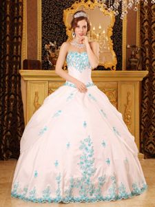 Taffeta White Sweetheart Quinceanera Gown with Appliques in Jena