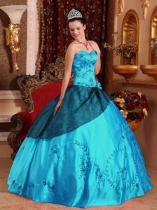 Teal Sweetheart Satin Embroidery with Beading Quinces Dresses in Alpine