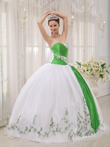 Sweetheart Quinceanera Gown in Fort Deposit with Embroidery Accent